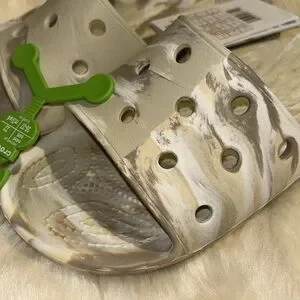 CROCS | Shoes | Classic Crocs Marbled Slides M4 W6 New  display picture 2